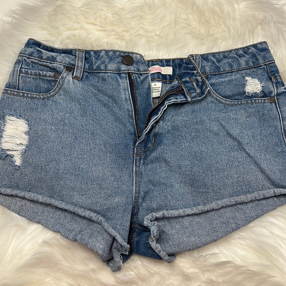Refuge Denim Shorts Size 6